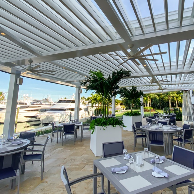 A Custom Pergola/Trellises/Cabanas by Stattus.Tech